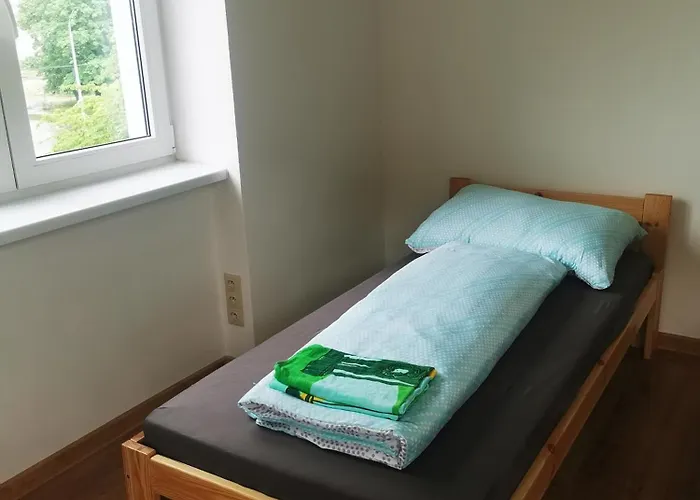 Near Ice Arena Gazde/Camere de închiriat Bratislava